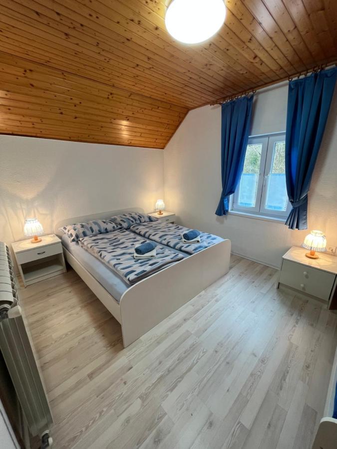 Apartmaji In Sobe Cuder Soča Camera foto