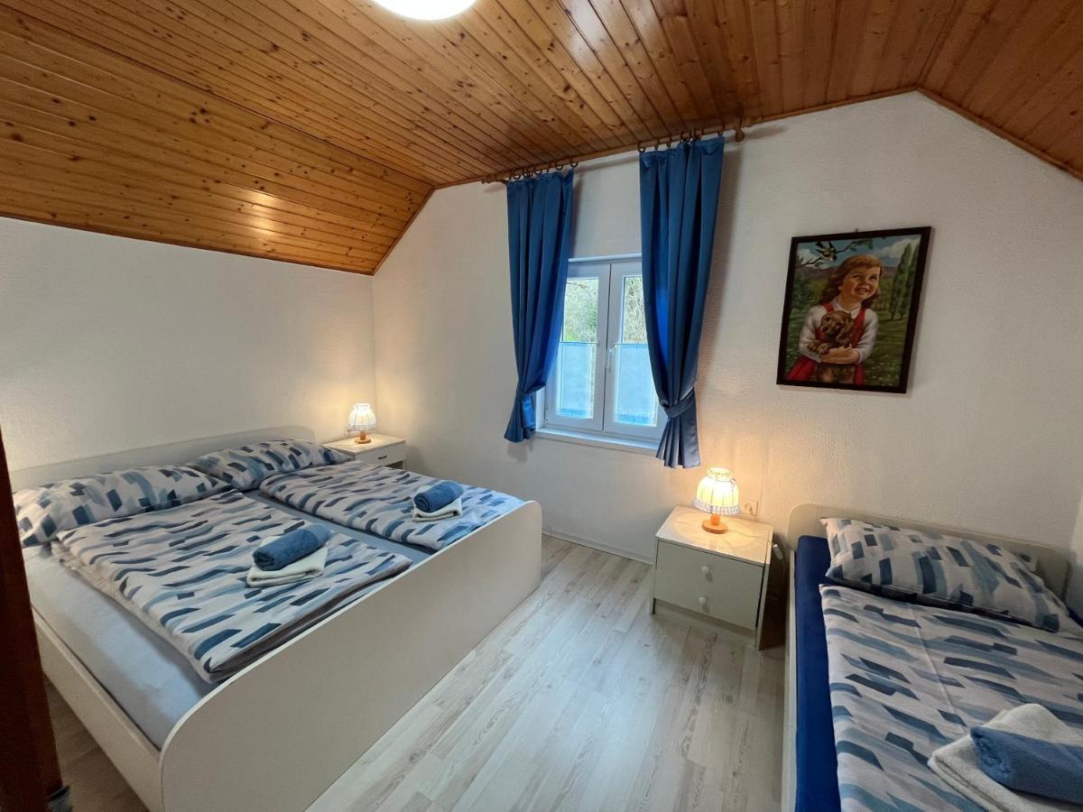 Apartmaji In Sobe Cuder Soča Camera foto