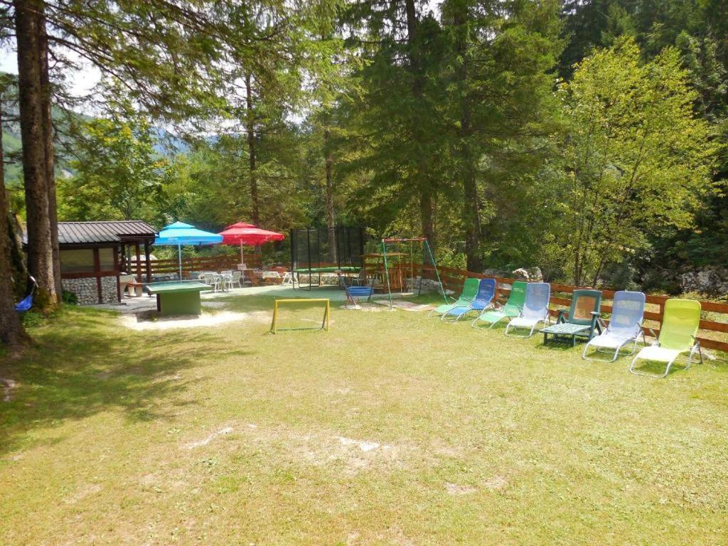 Apartmaji In Sobe Cuder Soča Esterno foto