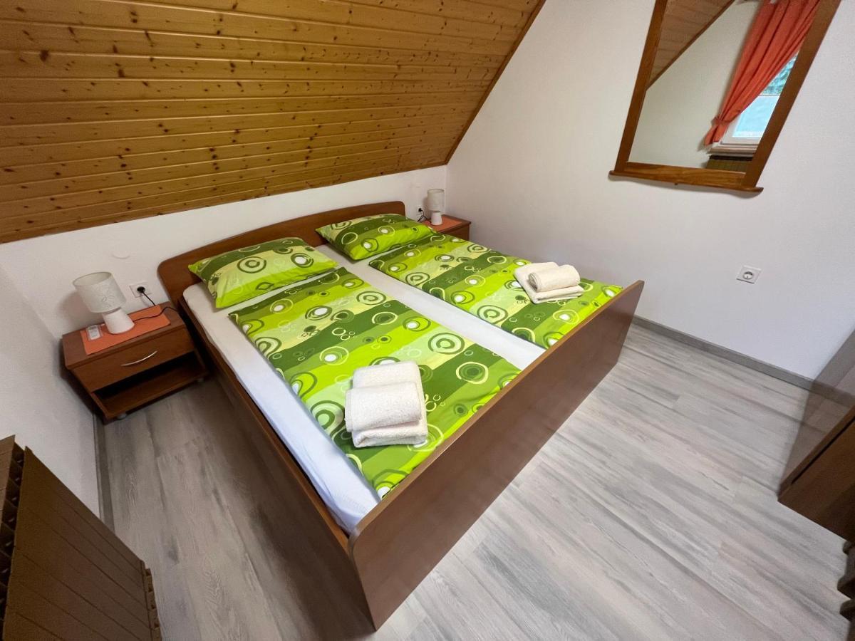 Apartmaji In Sobe Cuder Soča Esterno foto