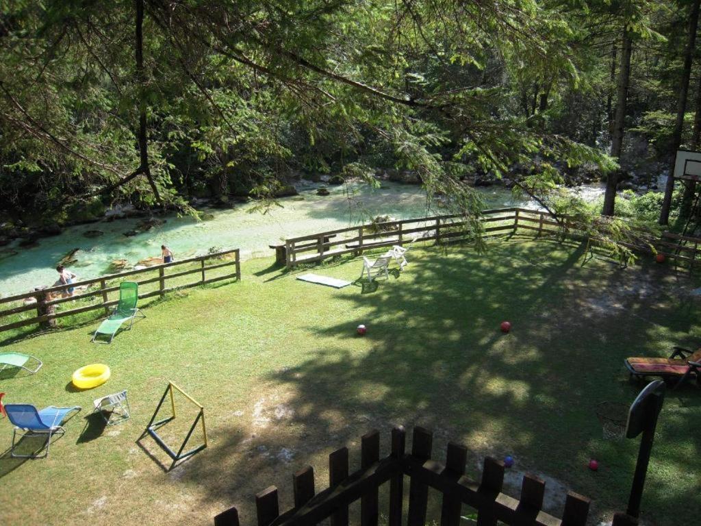 Hotel Apartmaji In Sobe Cuder Soča Esterno foto