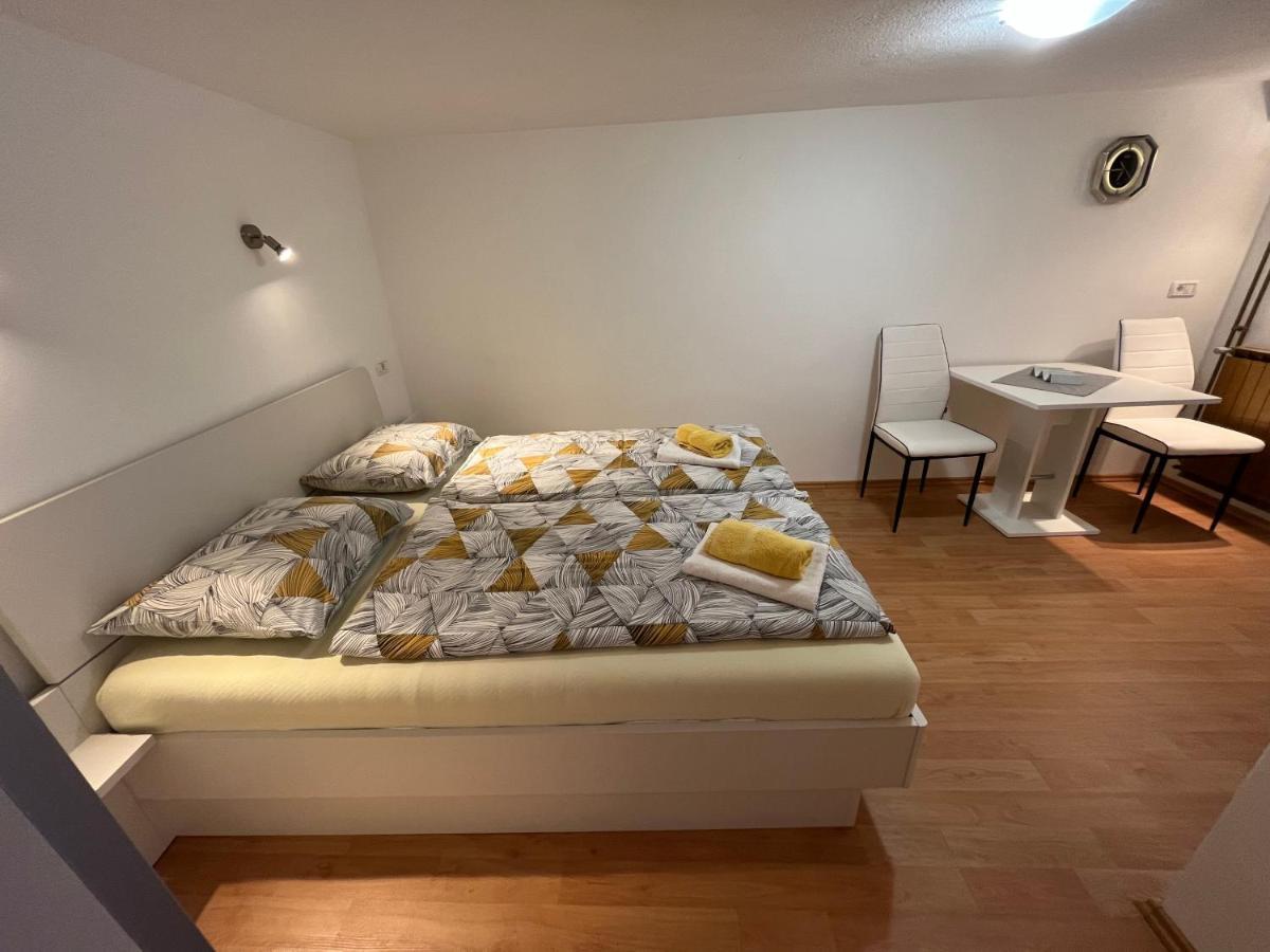 Apartmaji In Sobe Cuder Soča Esterno foto