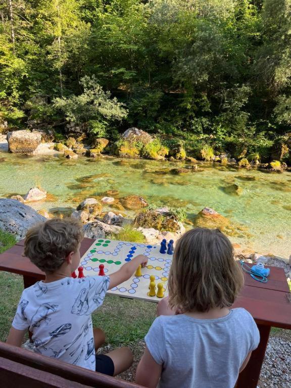 Hotel Apartmaji In Sobe Cuder Soča Esterno foto