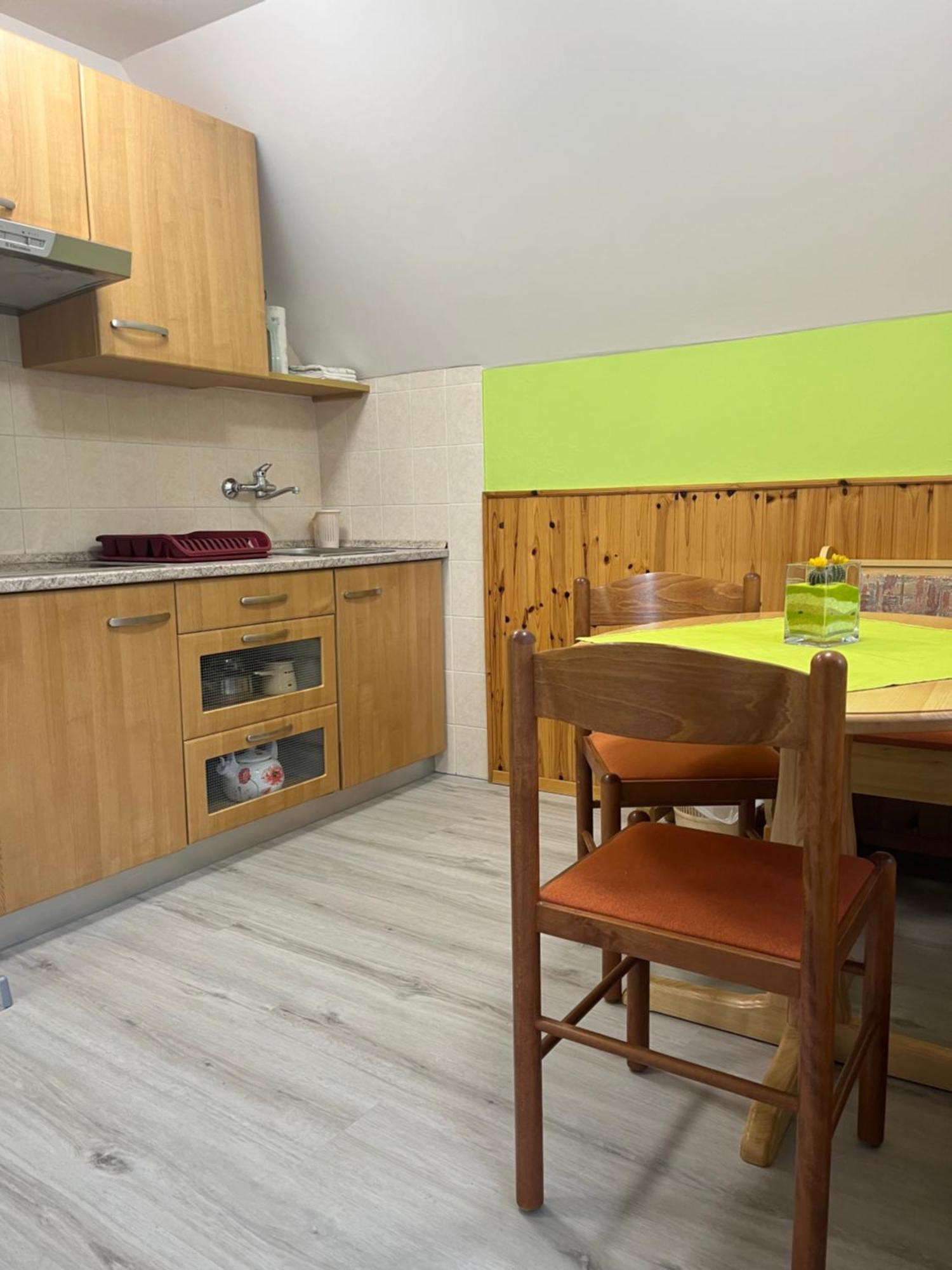 Apartmaji In Sobe Cuder Soča Camera foto